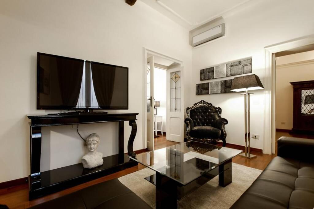 Banchi - Classic Apartment Between Navona And Campo Dei Fiori Рим Экстерьер фото