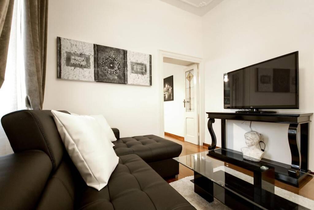 Banchi - Classic Apartment Between Navona And Campo Dei Fiori Рим Экстерьер фото